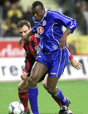 在这里表现 在这里表现